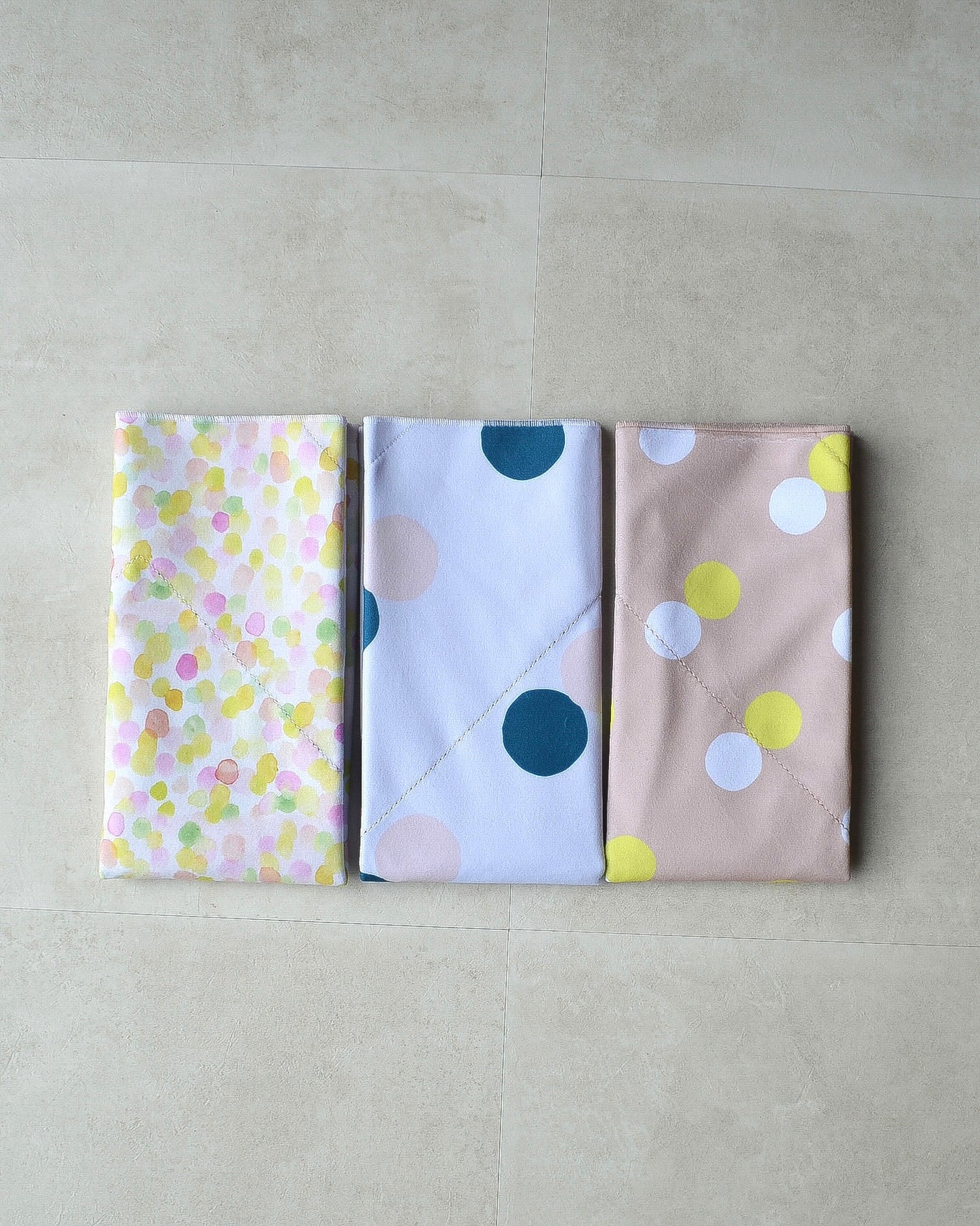 【予約】永遠の定番、水玉の保冷ふろしき|6月下旬お届け