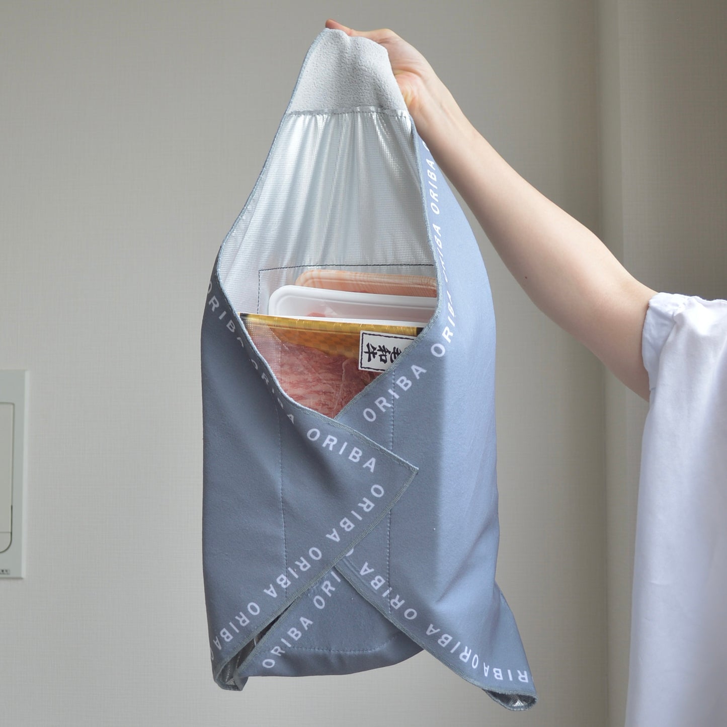 ギフトボックス|保冷ふろしき桜柄+保冷ふろしき