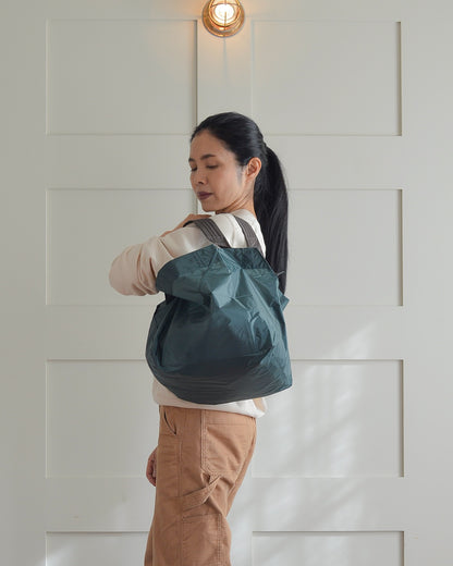 Light Beige x Charcoal Gray | Size L [Pre-order: Delivery in late January]