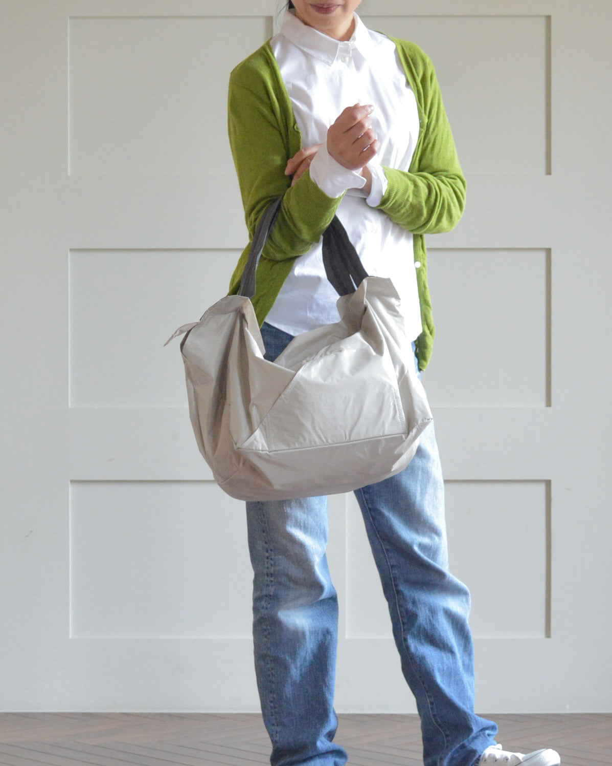 ライトベージュ×チャコールグレー|保冷バッグ　【予約：1月下旬お届け】