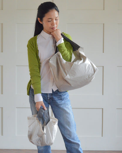 ライトベージュ×チャコールグレー|保冷バッグ　【予約：1月下旬お届け】