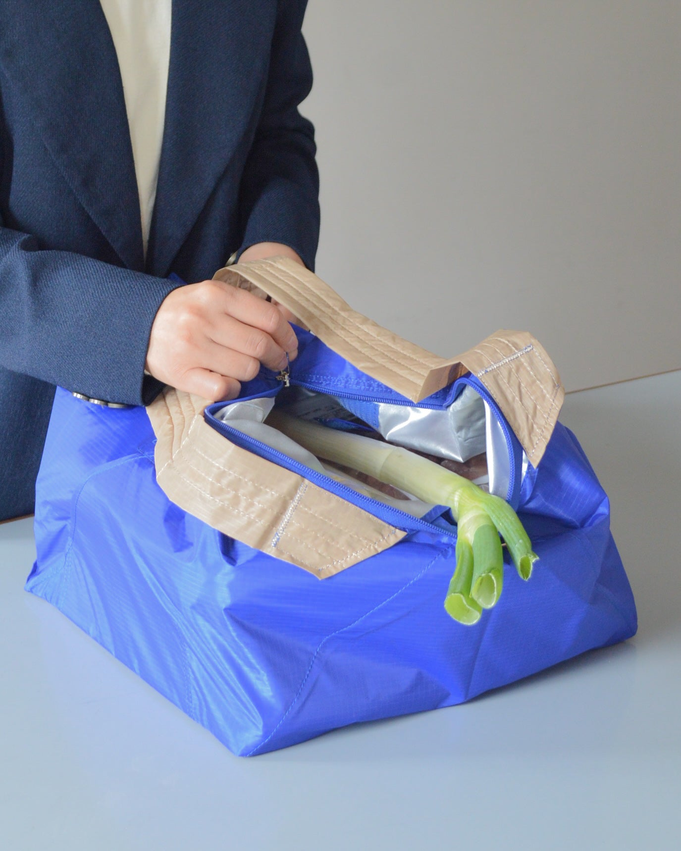 ブルー×ベージュ|保冷バッグ　【予約：1月下旬お届け】