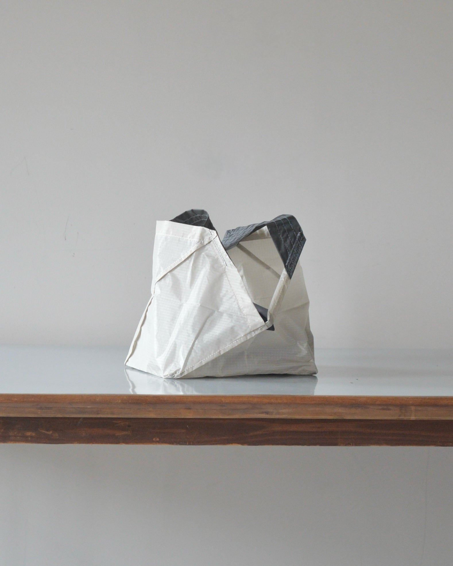 ライトベージュ×チャコールグレー|Sサイズ　【予約：1月下旬お届け】