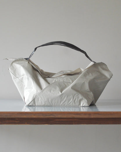 ライトベージュ×チャコールグレー|保冷バッグ　【予約：1月下旬お届け】