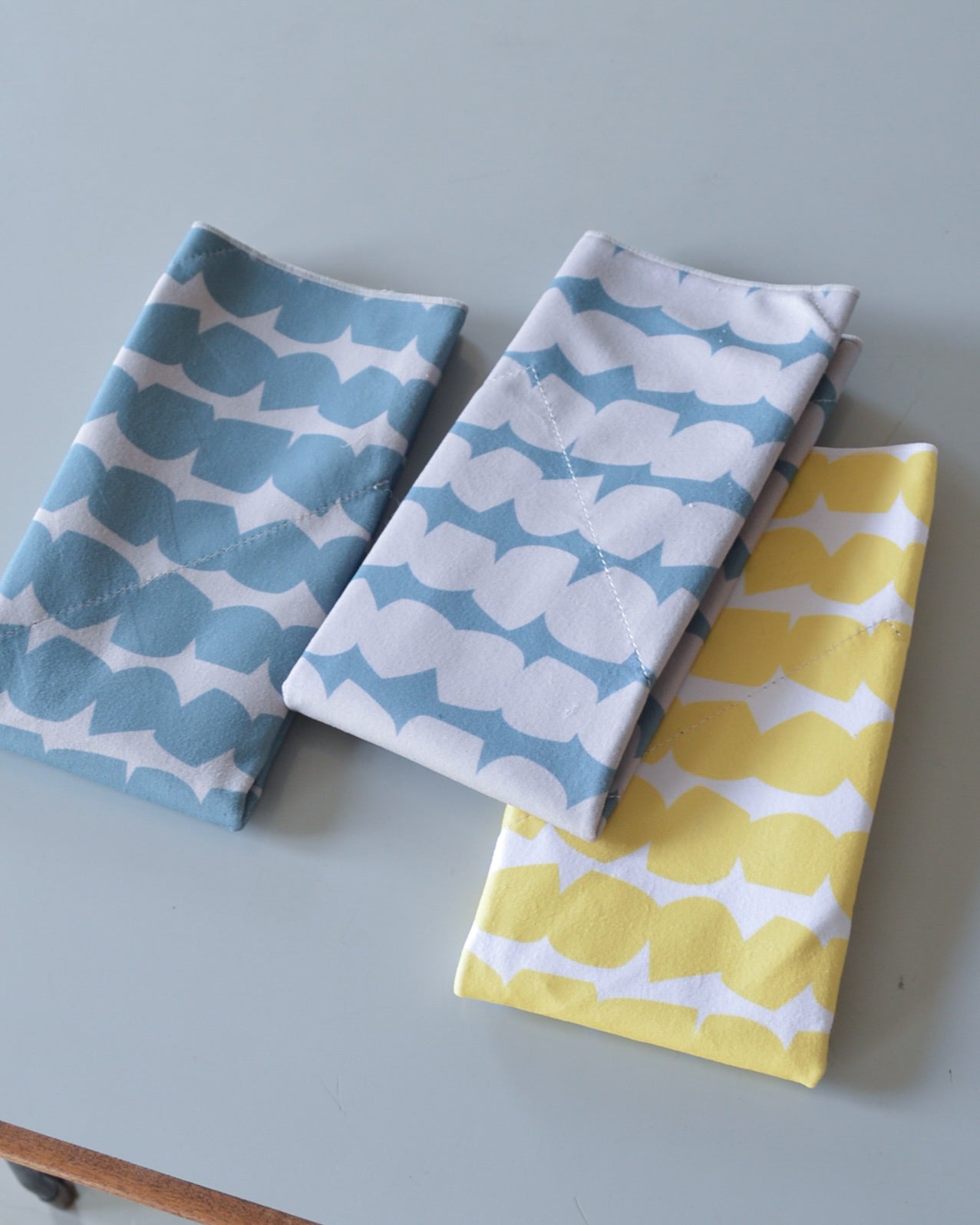 包むが楽しみになる、北欧柄の保冷ふろしき|2,3月限定（お届け４月下旬）