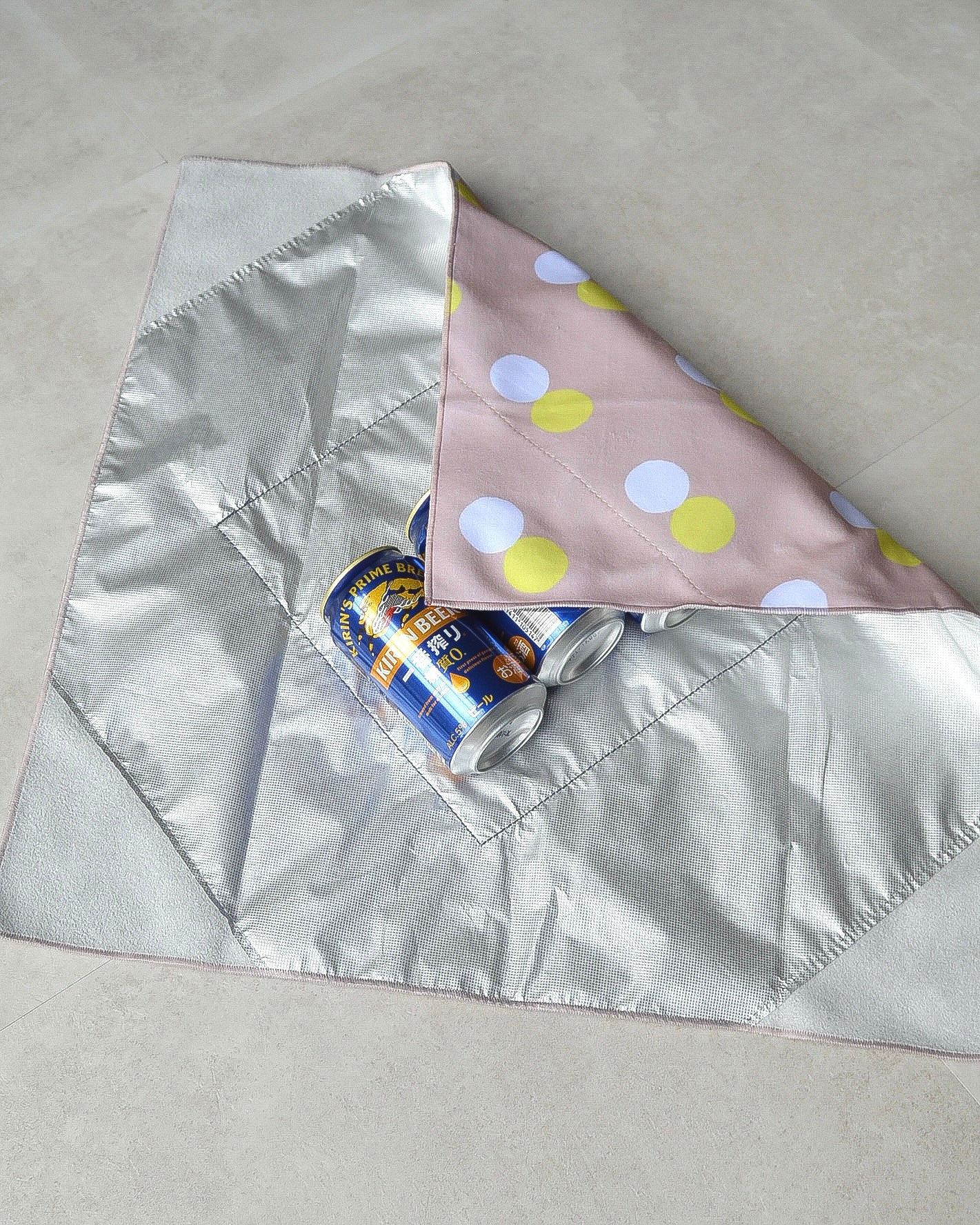 【予約】永遠の定番、水玉の保冷ふろしき|6月下旬お届け