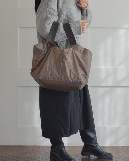 Light Beige x Charcoal Gray | Size L [Pre-order: Delivery in late January]