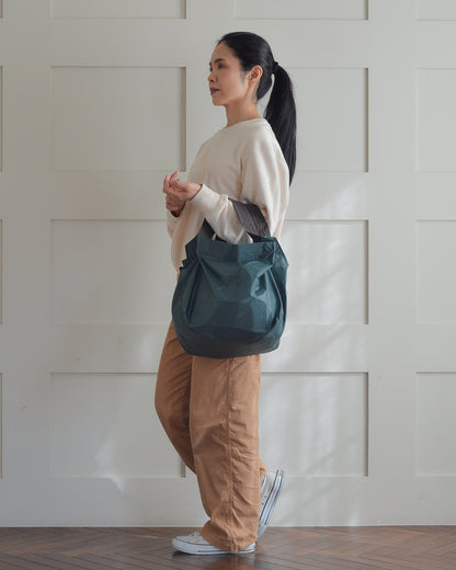 Light Beige x Charcoal Gray | Size L [Pre-order: Delivery in late January]