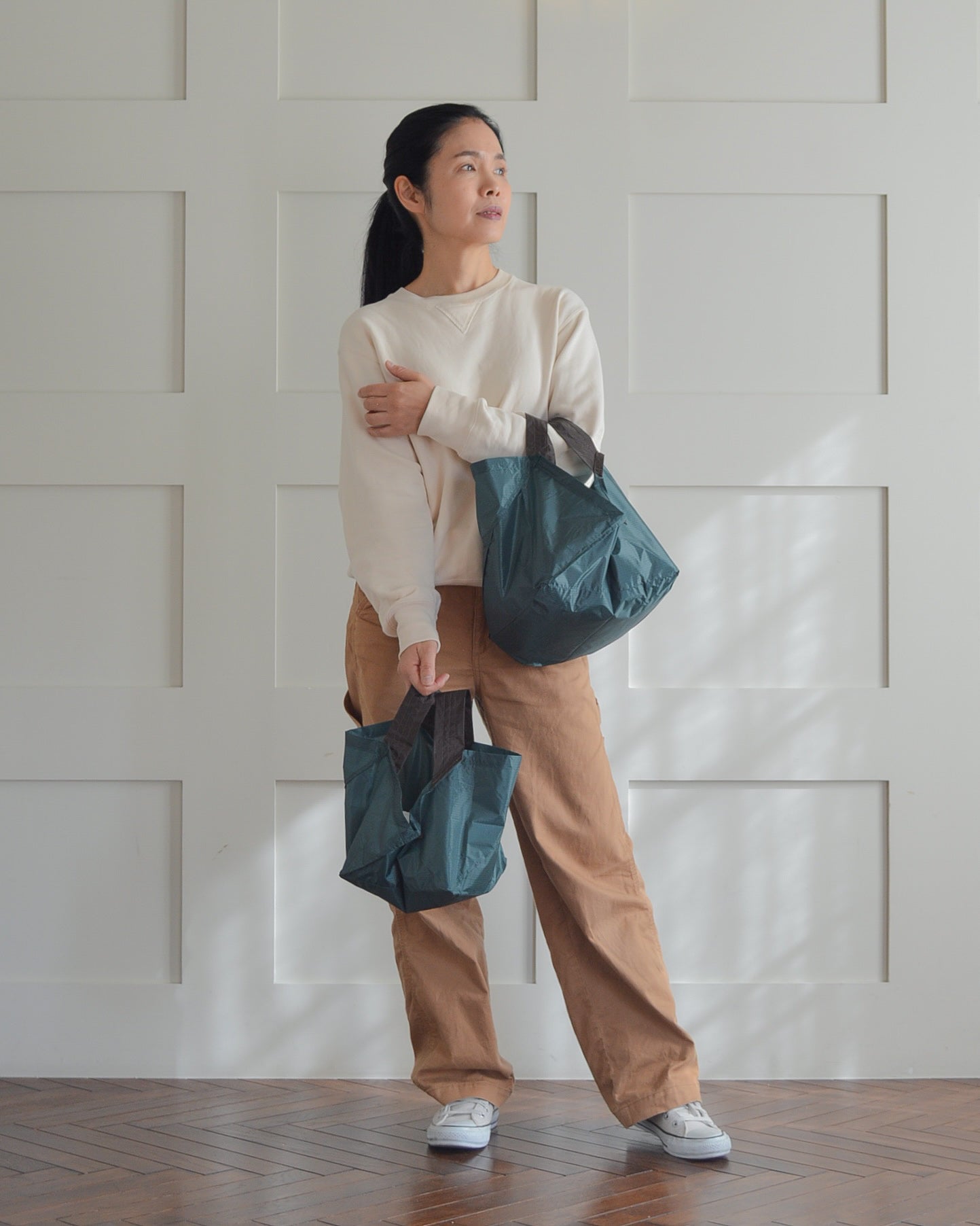 Light Beige x Charcoal Gray | Size S [Pre-order: Delivery in late January]