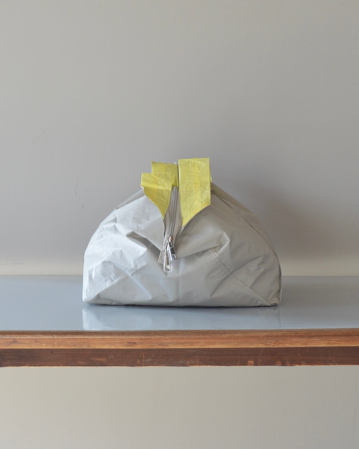 ミルクティーベージュ×れもんイエロー|保冷バッグ大【予約：4月下旬お届け】