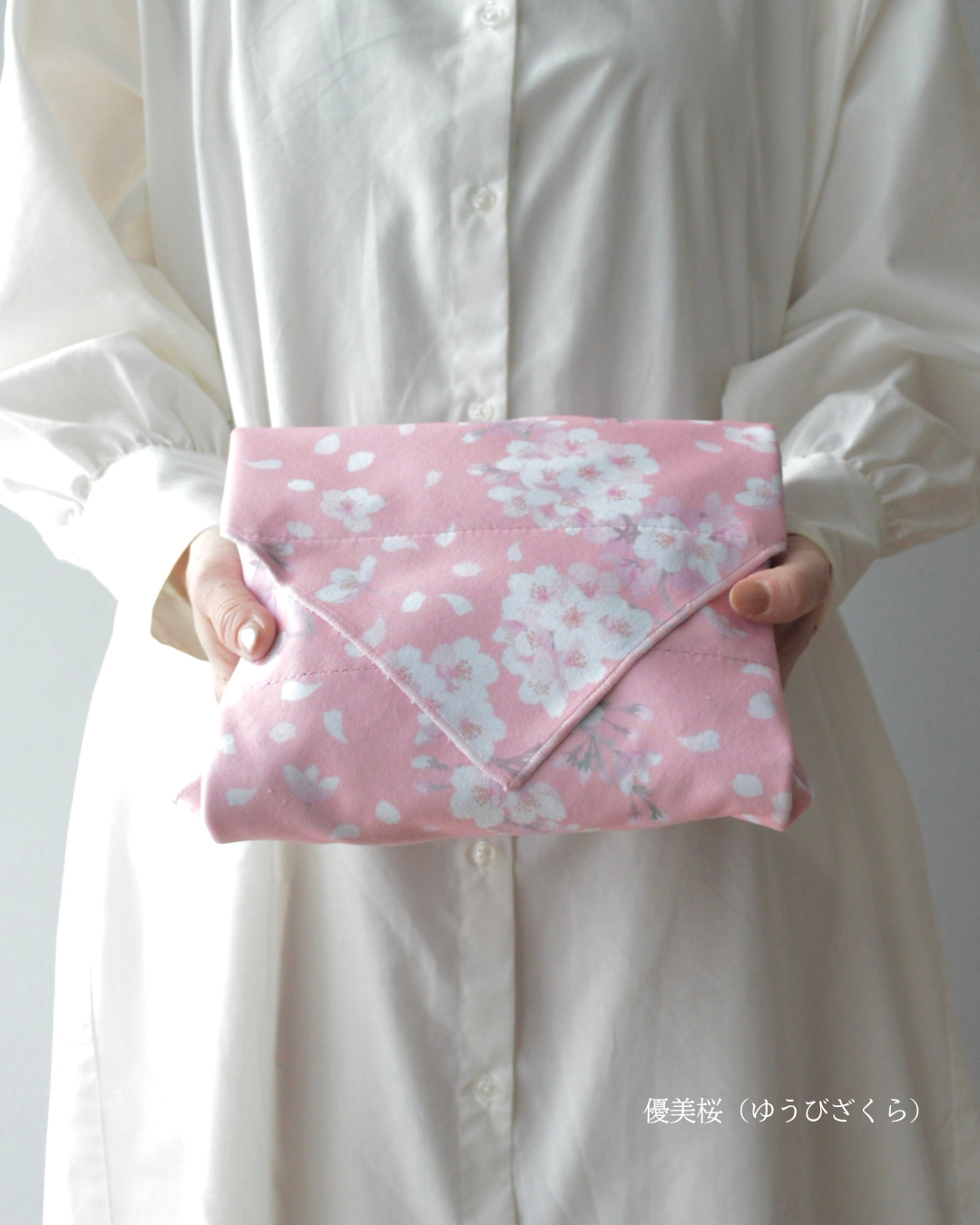 桜柄保冷ふろしき【予約：4月下旬お届け】